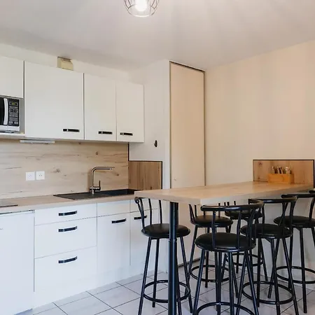 Bel 6 Couchages Au Plan D'eau D'embrun Apartament