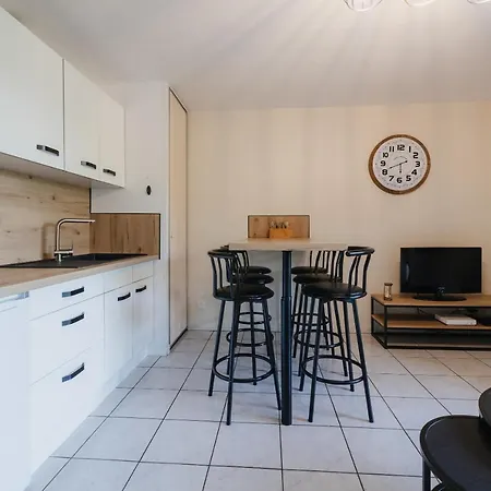 Bel 6 Couchages Au Plan D'eau D'embrun Apartament *