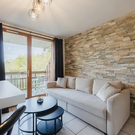 Bel 6 Couchages Au Plan D'eau D'embrun *