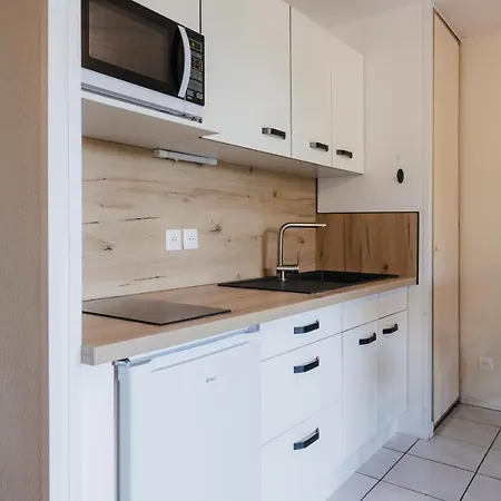 Bel 6 Couchages Au Plan D'eau D'embrun Apartament